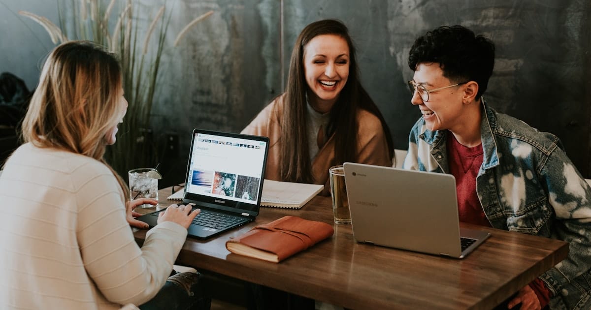 Featured image for: How Giggle Fone Partners Build Passive Income Streams Across Modern Hong Kong Districts